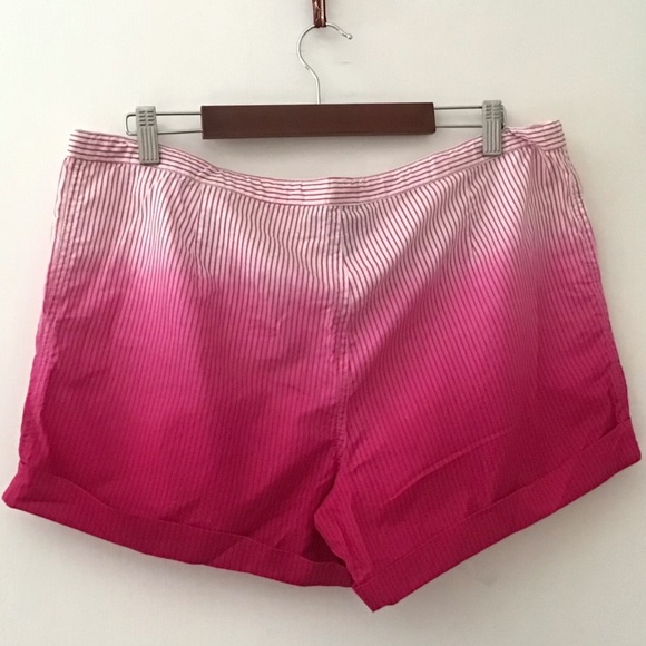 NWOT Victoria’s Secret Ombré Linen & Cotton Shorts Size 12 - Picture 3 of 5